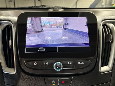 Used 2023 Chevrolet Malibu LT image 25