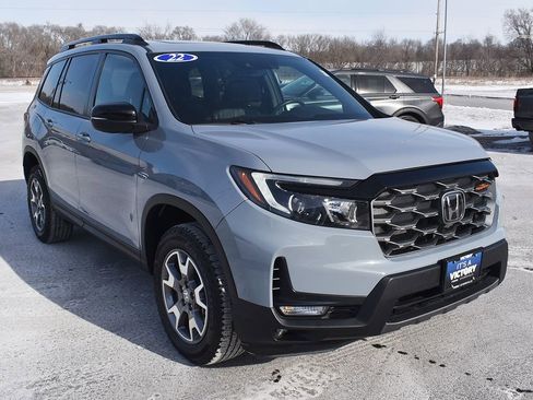 Used 2022 Honda Passport TrailSport image 13