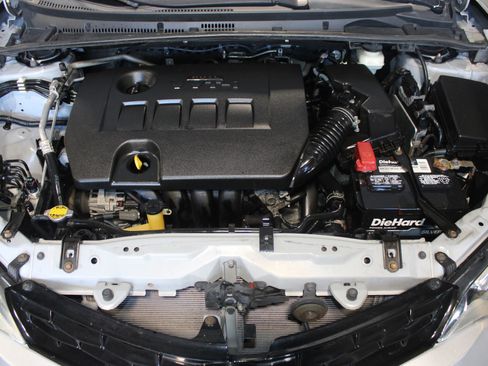 Used 2014 Toyota Corolla S image 21