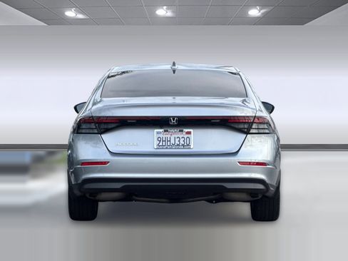 Used 2023 Honda Accord LX image 9