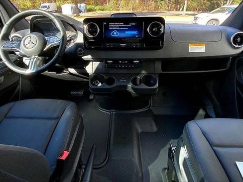 New 2025 Mercedes-Benz Sprinter 2500 image 24
