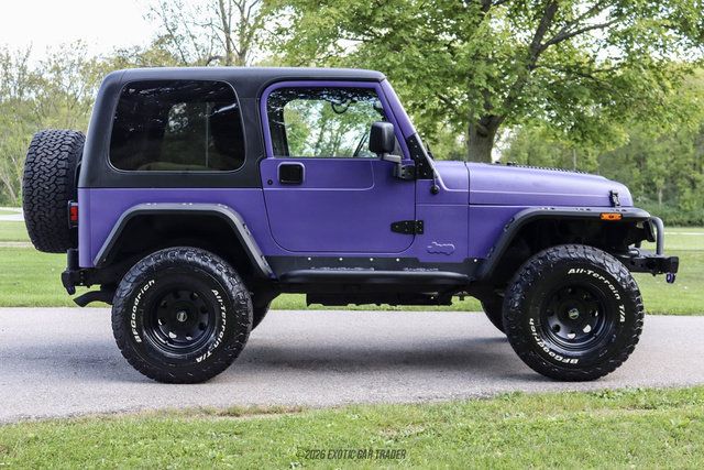 Used 2003 Jeep Wrangler Sahara AWD/4WD image 9