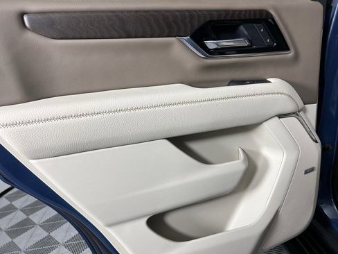 Used 2025 GMC Yukon Denali image 30