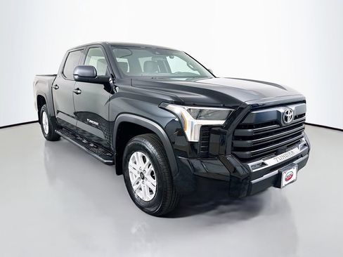 Used 2026 Toyota Tundra SR5 image 3