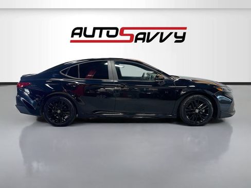 Used 2026 Toyota Camry SE w/ Multimedia Upgrade Package FWD image 8