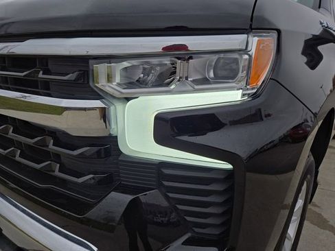 Used 2025 Chevrolet Silverado 1500 LT image 7