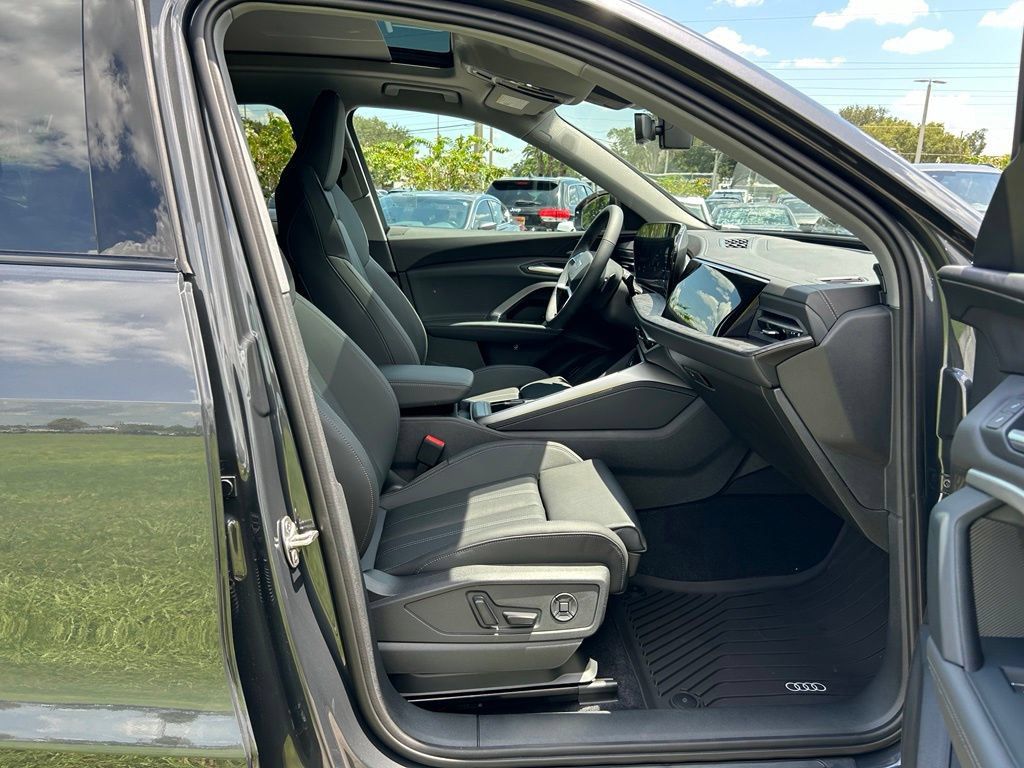 New 2026 Audi Q5 Premium Plus AWD/4WD image 40