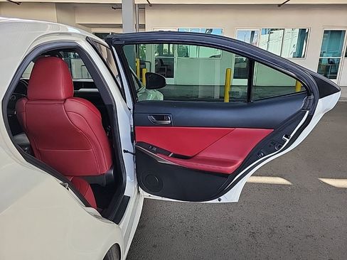 Used 2019 Lexus IS 300 F Sport w/ F Sport Package image 10