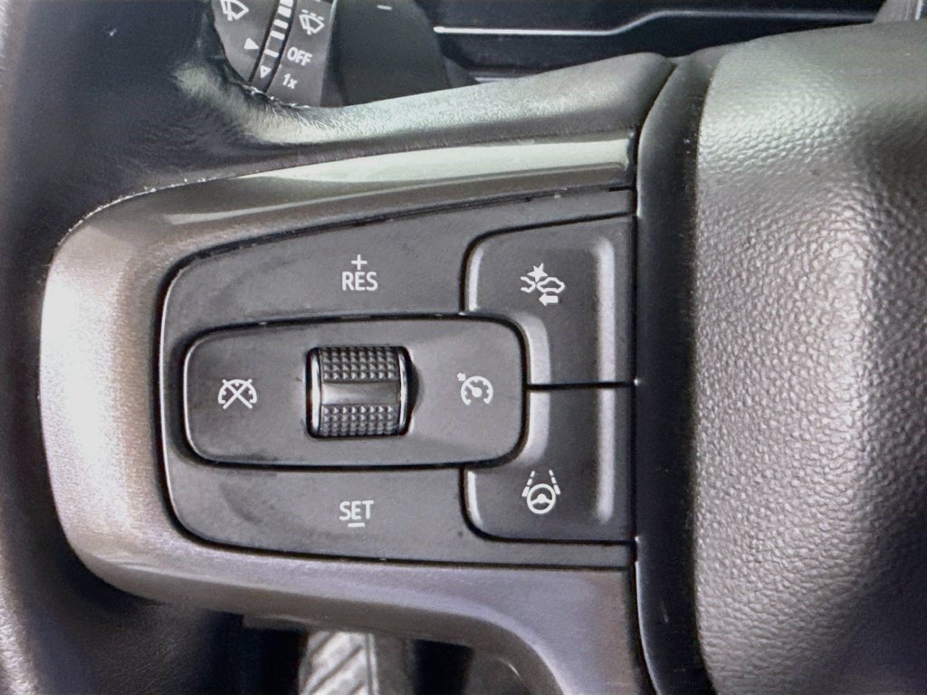 Used 2024 Chevrolet Silverado 1500 High Country AWD/4WD image 13