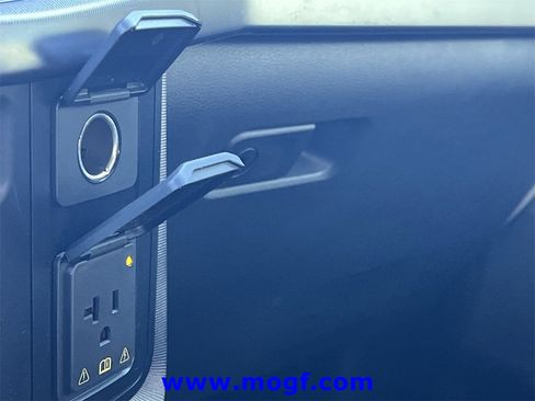 Used 2022 Ford F150 Platinum w/ Equipment Group 701A High image 13