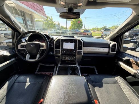 Used 2019 Ford F250 Lariat w/ Lariat Ultimate Package image 38