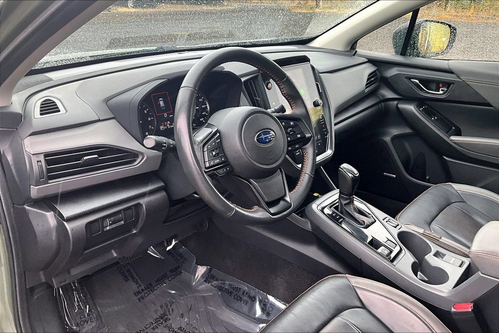 Used 2024 Subaru Crosstrek 2.5i Limited w/ Crosstrek Mirror Package AWD/4WD image 18
