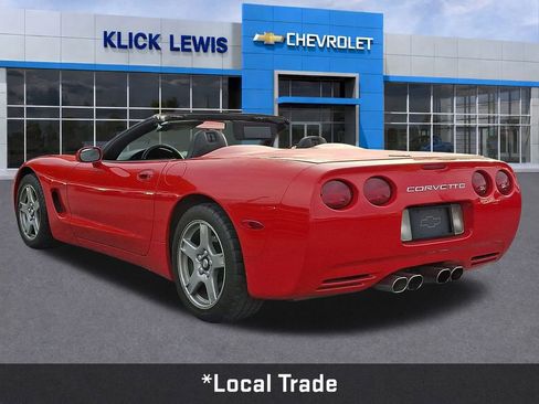Used 1999 Chevrolet Corvette Convertible w/ Memory Pkg image 4
