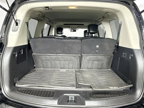 Used 2019 INFINITI QX80 Luxe image 41