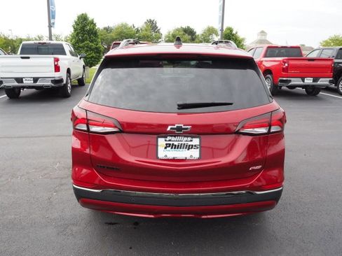 New 2022 Chevrolet Equinox RS w/ LPO, Floor Liner Package image 3