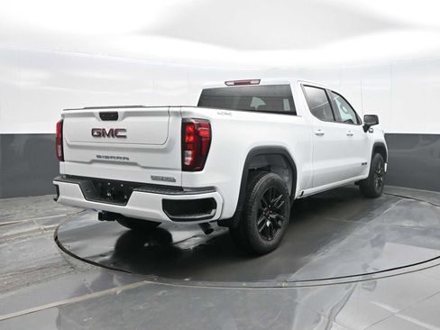New 2026 GMC Sierra 1500 Elevation image 7