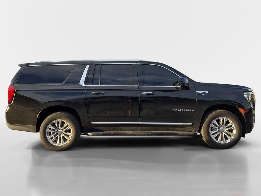 Used 2024 GMC Yukon XL SLT w/ SLT Premium Package AWD/4WD image 6