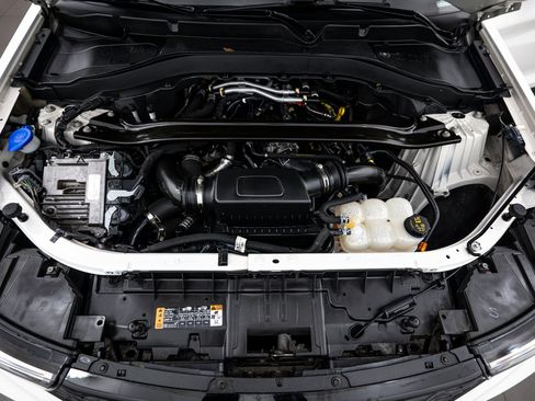 Used 2022 Ford Explorer ST w/ Equipment Group 401A image 22