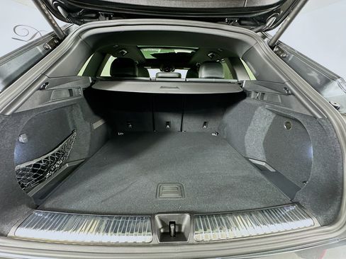 Used 2025 Audi SQ5 Premium Plus w/ Premium Plus Package image 25