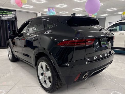 Used 2021 Jaguar E-PACE SE image 10