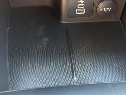 New 2024 Ford Escape SE image 18