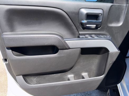 Used 2018 Chevrolet Silverado 1500 LT image 11