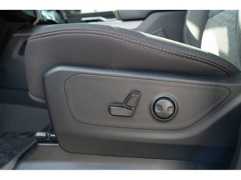 Used 2025 RAM 1500 Big Horn AWD/4WD image 15