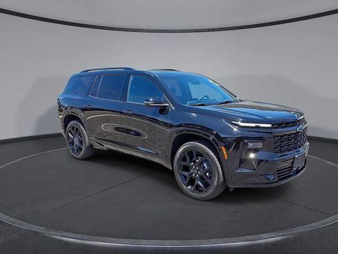 Used 2024 Chevrolet Traverse RS FWD image 6