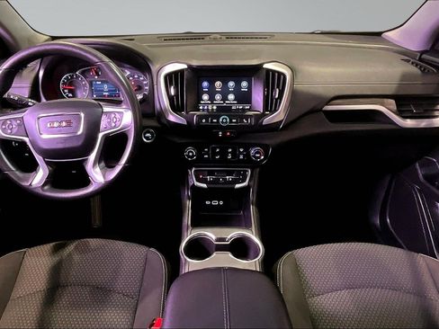 Used 2024 GMC Terrain SLE FWD image 8