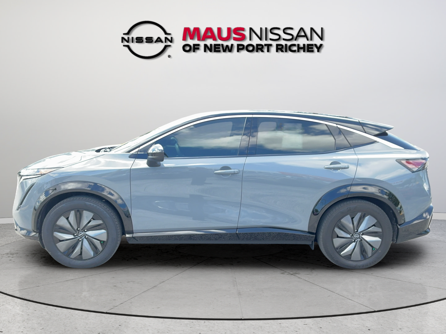 Certified 2025 Nissan Ariya FWD image 9