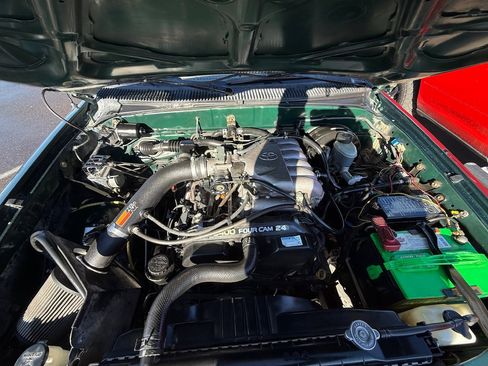 Used 2003 Toyota Tacoma 4x4 Xtracab V6 image 44