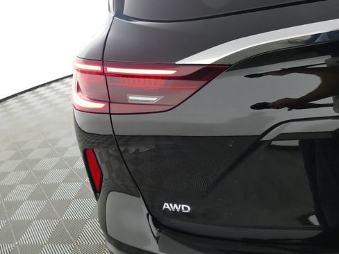 Used 2023 INFINITI QX50 Luxe AWD/4WD image 31