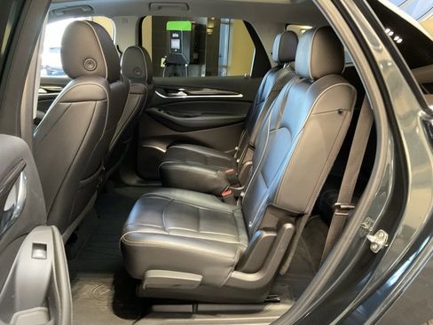 Used 2021 Buick Enclave Avenir w/ Avenir Technology Package image 23