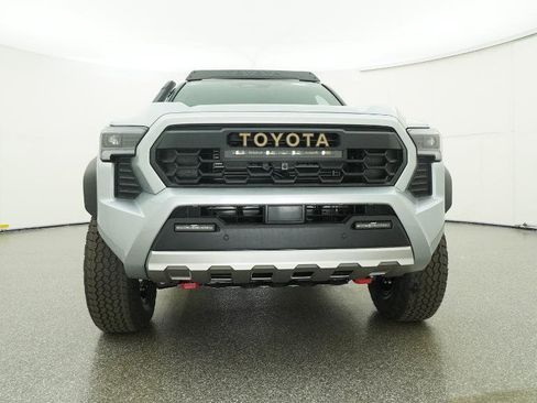 New 2025 Toyota Tacoma 4x4 Double Cab Hybrid image 3