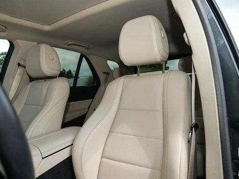 Used 2024 Mercedes-Benz GLE 450 4MATIC image 22