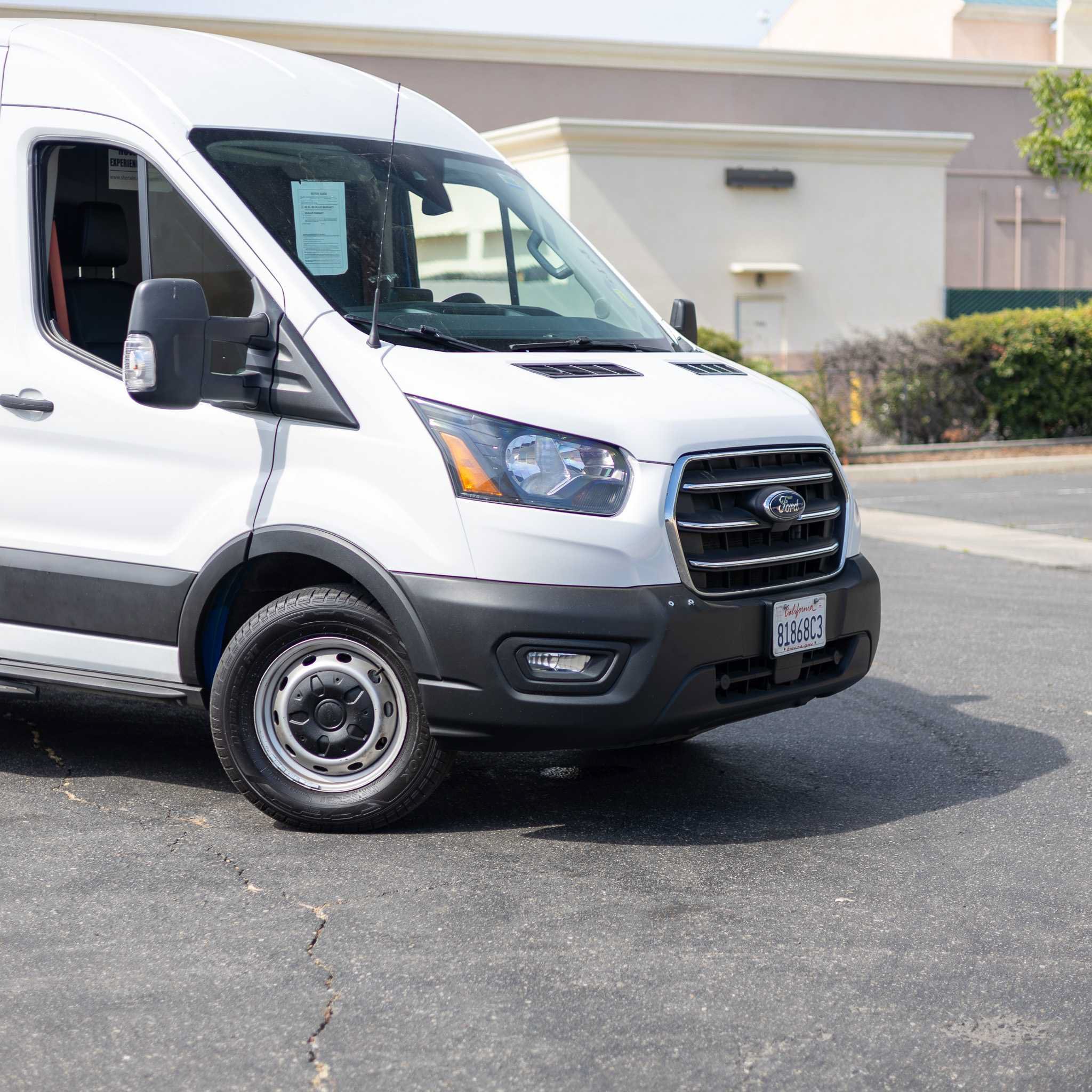 Used 2020 Ford Transit 250 Medium Roof RWD image 9