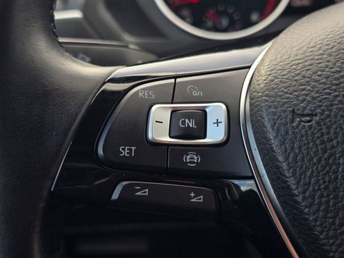 Used 2019 Volkswagen Tiguan SE w/ 3rd Row Seat Package image 46