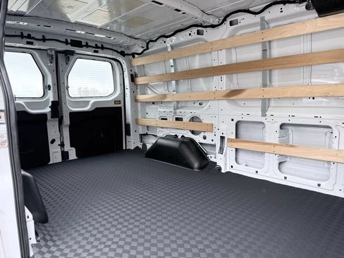 Used 2025 Ford Transit 250 Low Roof w/ Exterior Upgrade Package RWD image 19