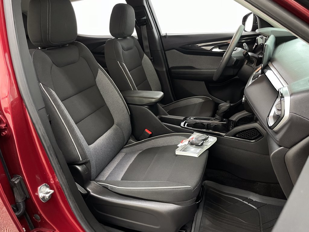 Certified 2024 Chevrolet TrailBlazer LS w/ LS Convenience Package FWD image 34