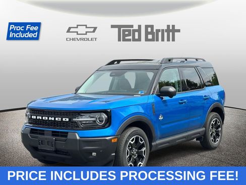 Used 2025 Ford Bronco Sport Outer Banks w/ Outer Banks Tech Package+ AWD/4WD image 1