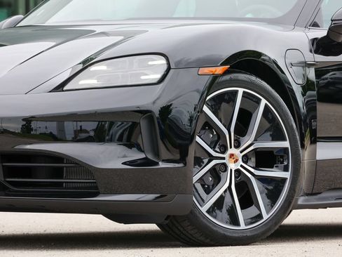 New 2026 Porsche Taycan AWD/4WD image 28