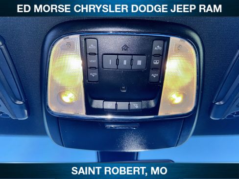 Used 2021 Chrysler 300 S image 17