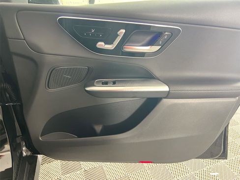 New 2026 Mercedes-Benz GLC 300 4MATIC image 28