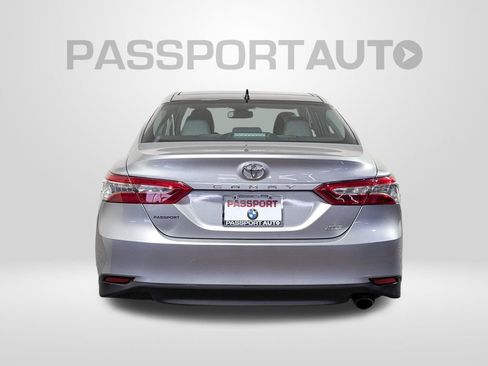 Used 2019 Toyota Camry XLE w/ Navigation Package image 5