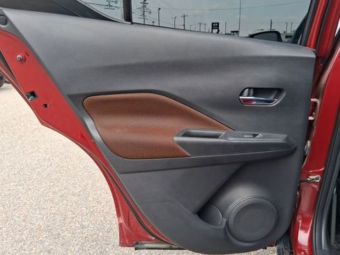 Used 2021 Nissan Kicks SR FWD image 10