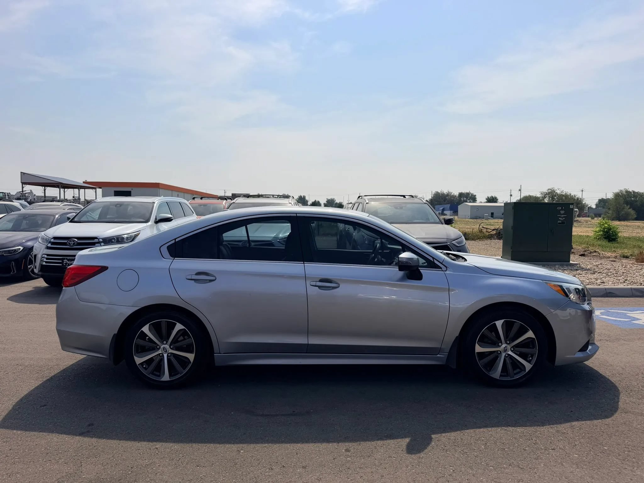 Used 2015 Subaru Legacy 2.5i Limited AWD/4WD image 7