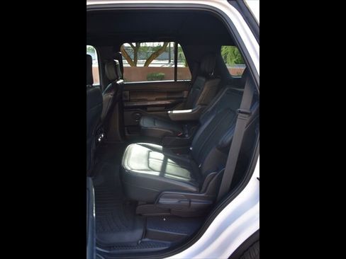 Used 2019 Ford Expedition Limited w/ Special Edition Package RWD image 20