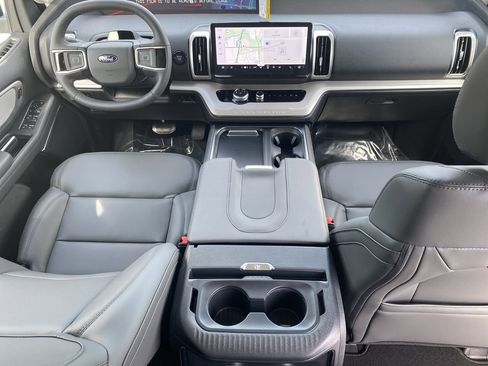 New 2026 Ford Expedition Max Active image 12