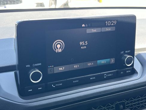 Used 2023 Honda Accord LX image 12