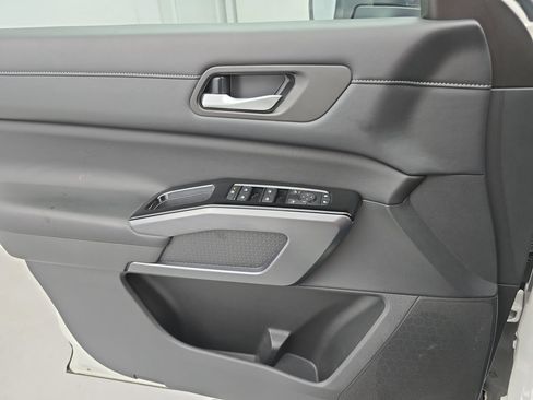 Certified 2023 Nissan Pathfinder SL AWD/4WD image 28